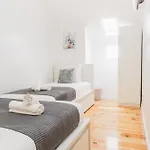 ホームステイ House Arroios